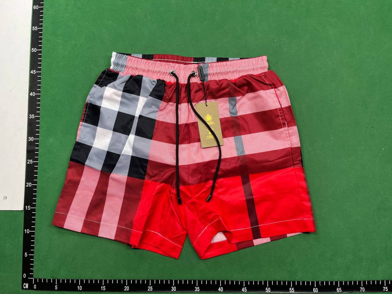 Burberry Shorts （40 styles）