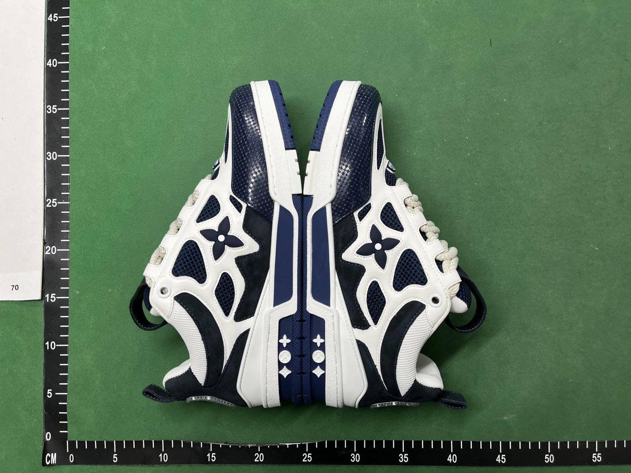 LV Trainer&skate(40 style OG)