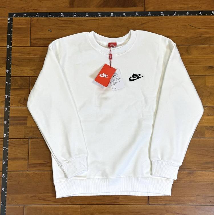 Nike classic sweatshirt