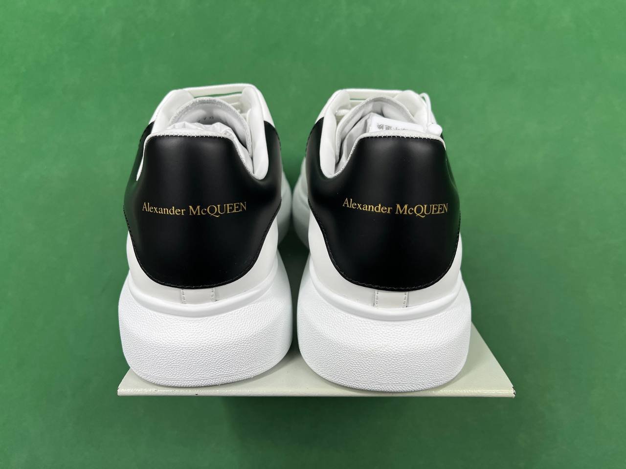 ALEXANDER MCQUEEN