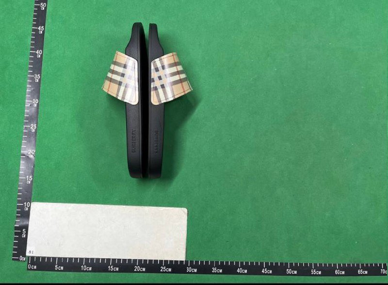 Burberry Slippers Sandals (Vacation essentials) 1:1 High Quality ( 26 + styles)
