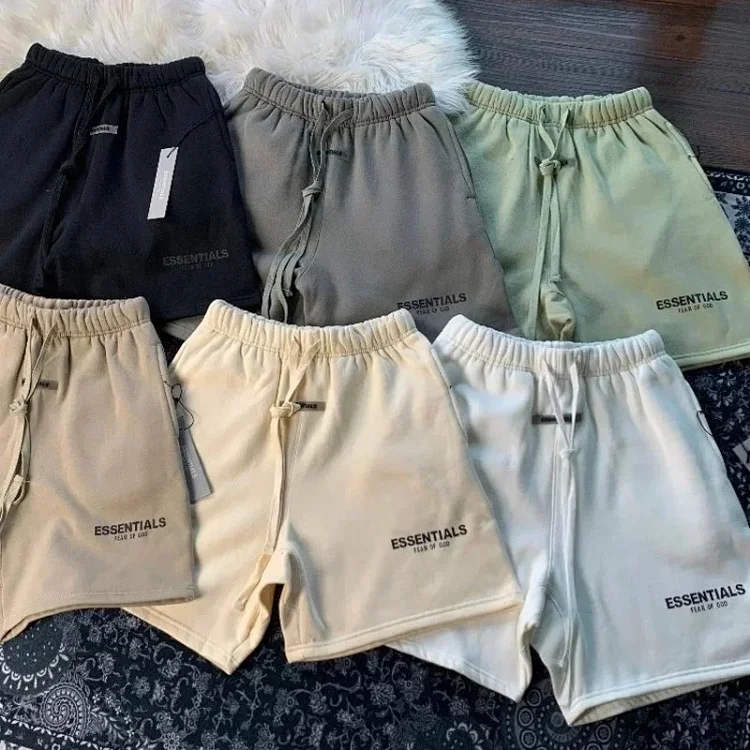 ESSENTIALS shorts（30+）