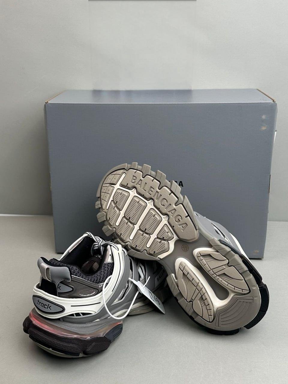Balenciaga Track