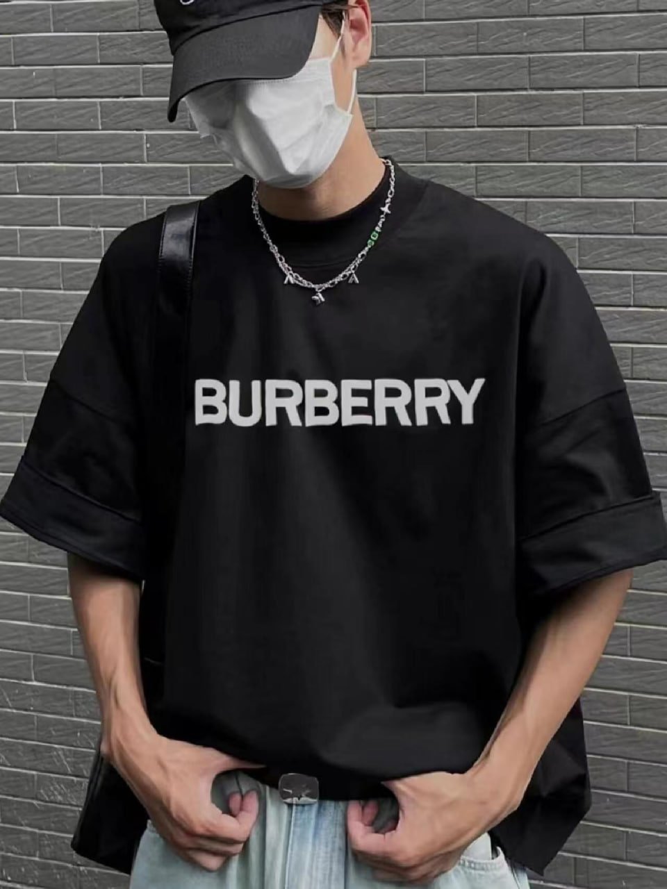 Burberry  Tee