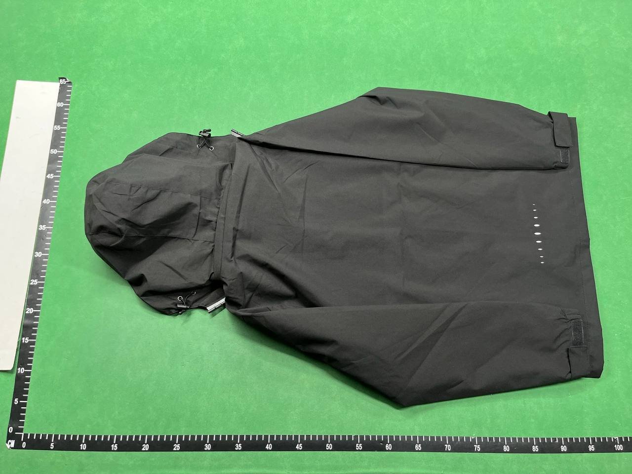 Under armor  Windbreaker