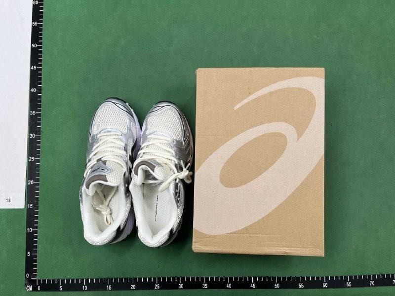 Asics Gel-Kayano sneakers shoes 1:1 High Quality    ( 31 + styles)