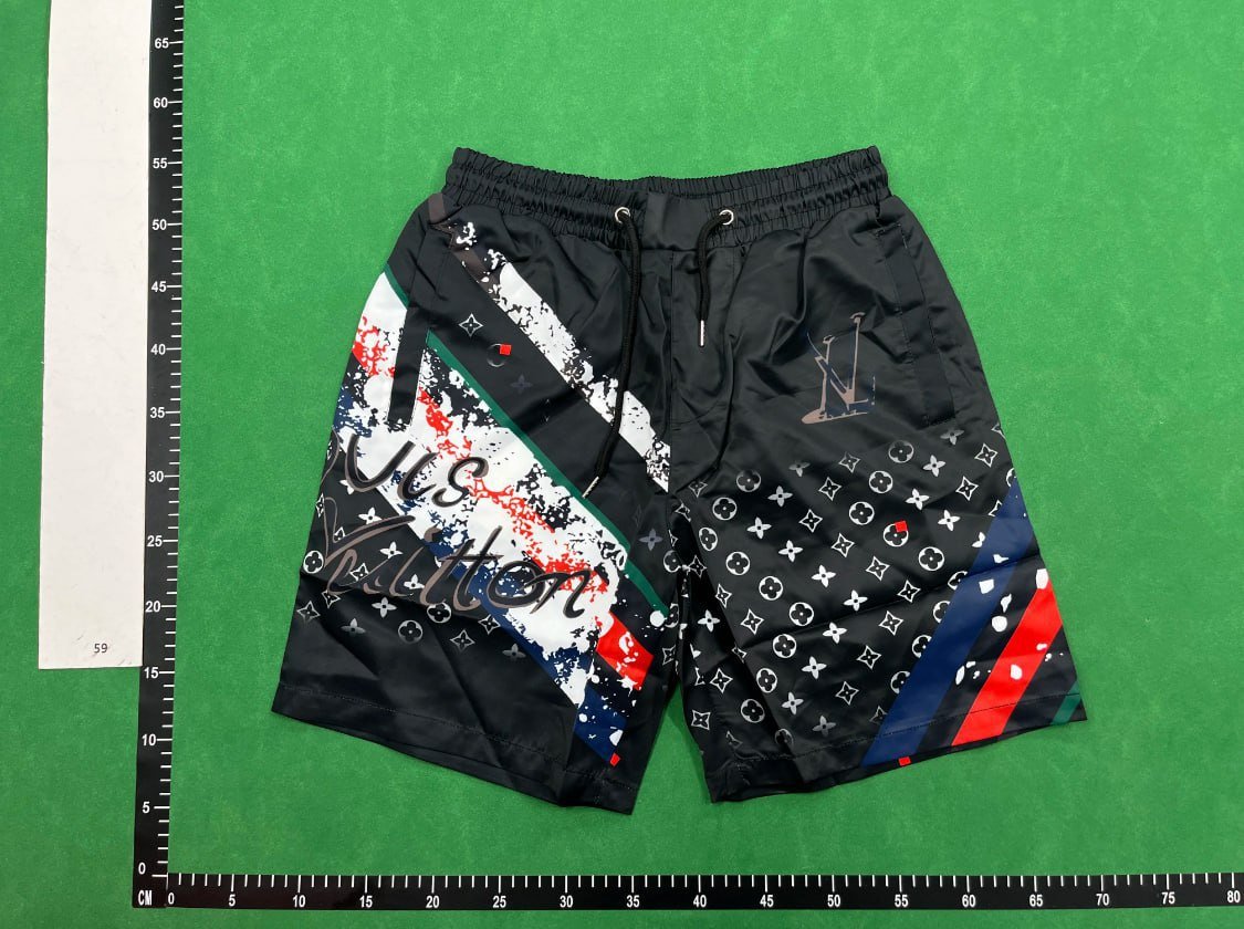 Louis Vuitton shorts (40 style)