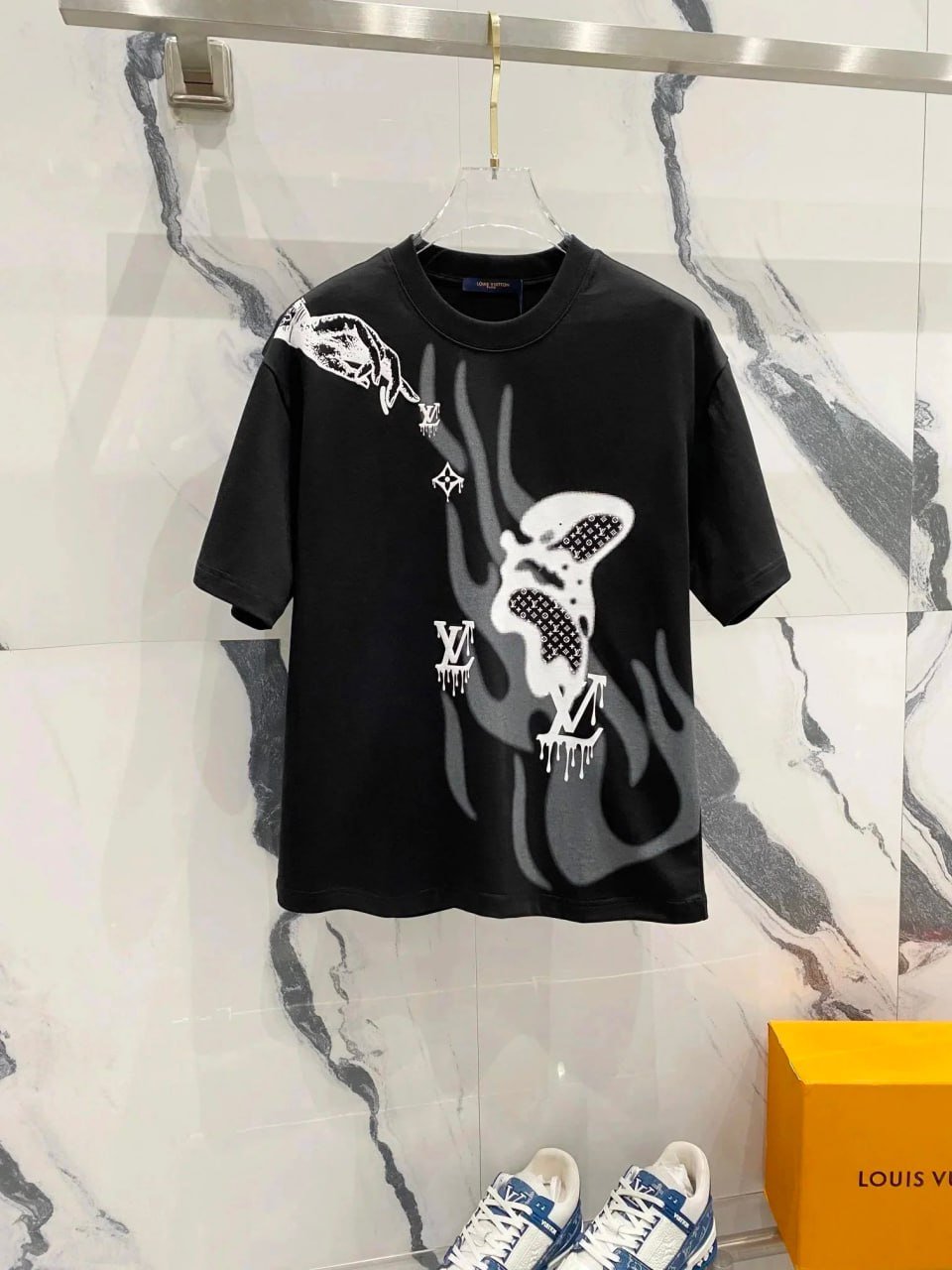 Louis Vuitton t-shirt