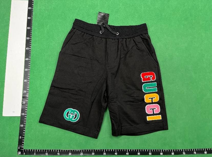 Gucci shorts (40 styles)