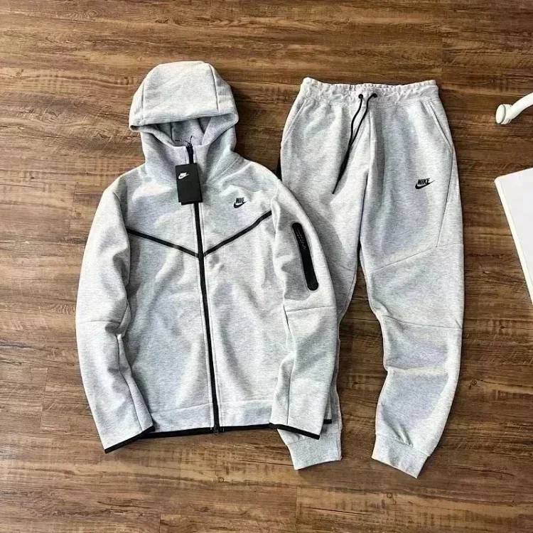 Nike Tech Fleece Set