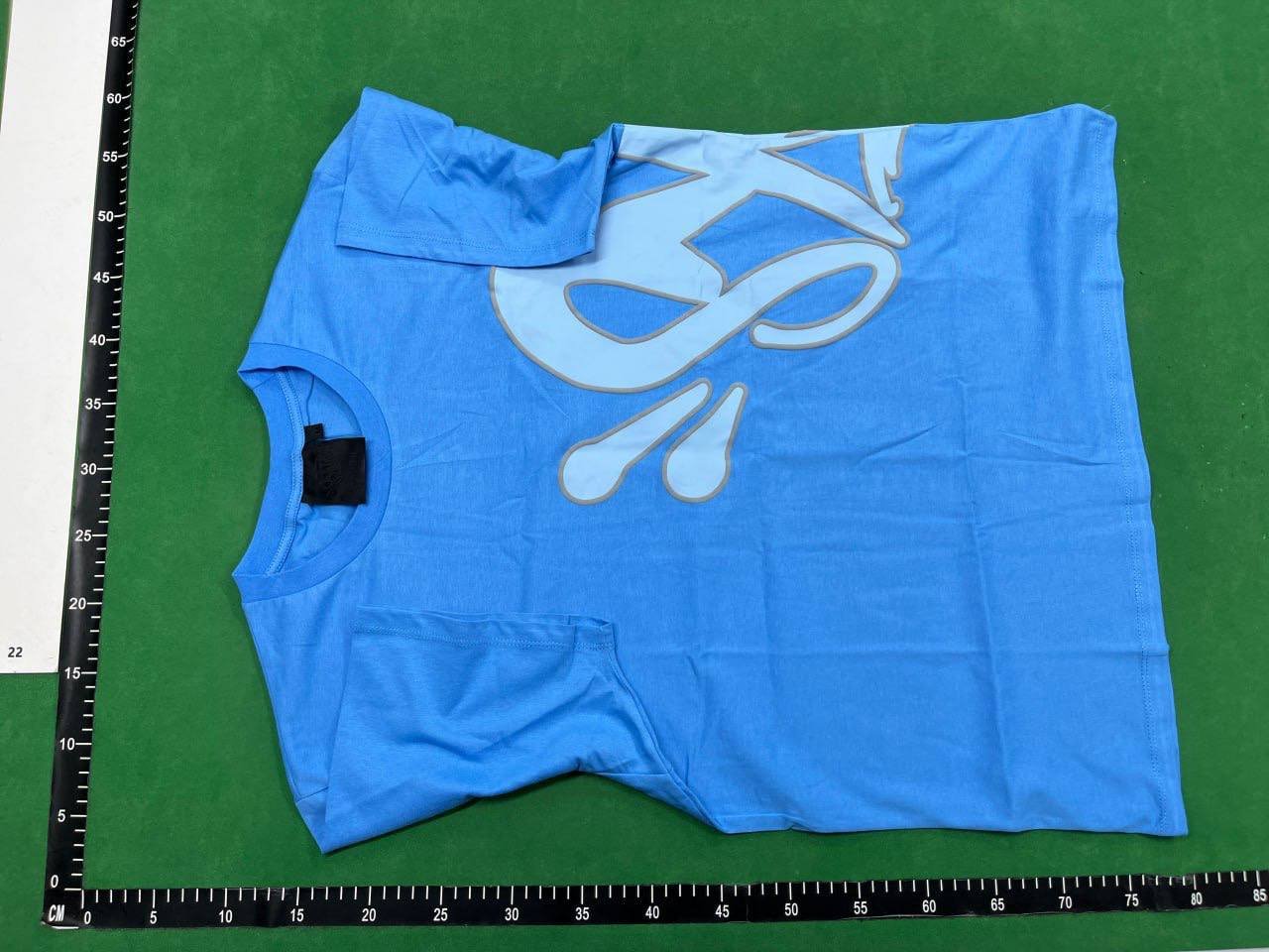 Syna World T-shirt
