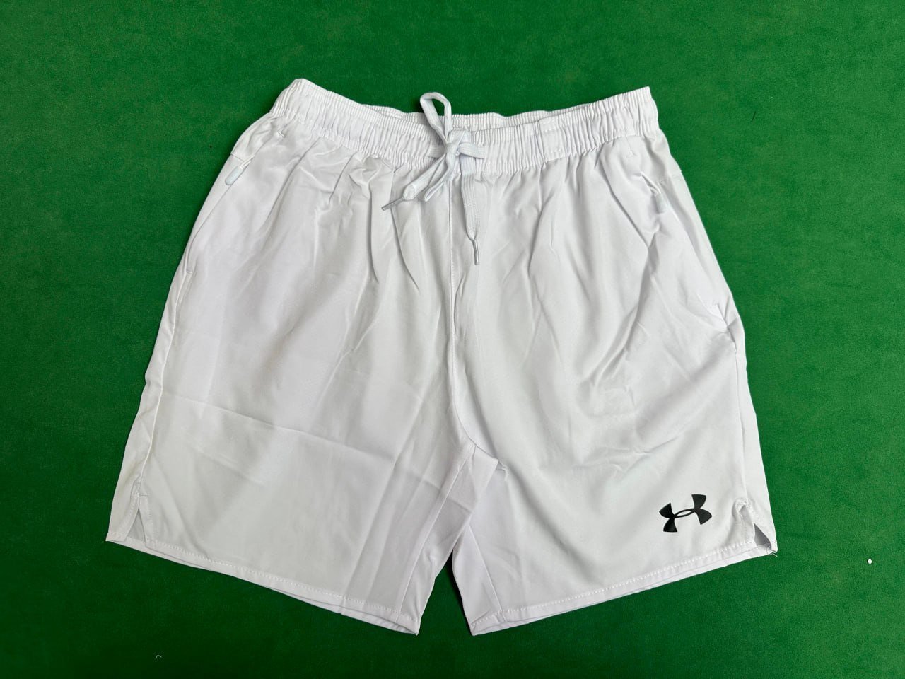 Nike/Under Armor short T-shirt