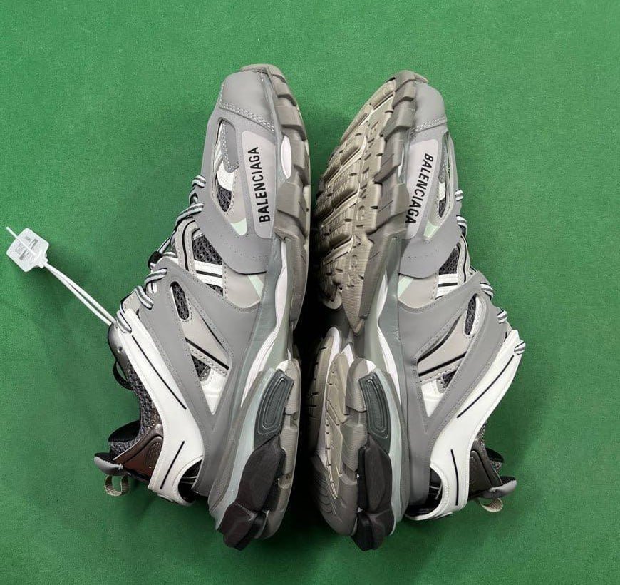 Balenciaga Track 2.0 Led Shoes & Balenciaga runner shoes
