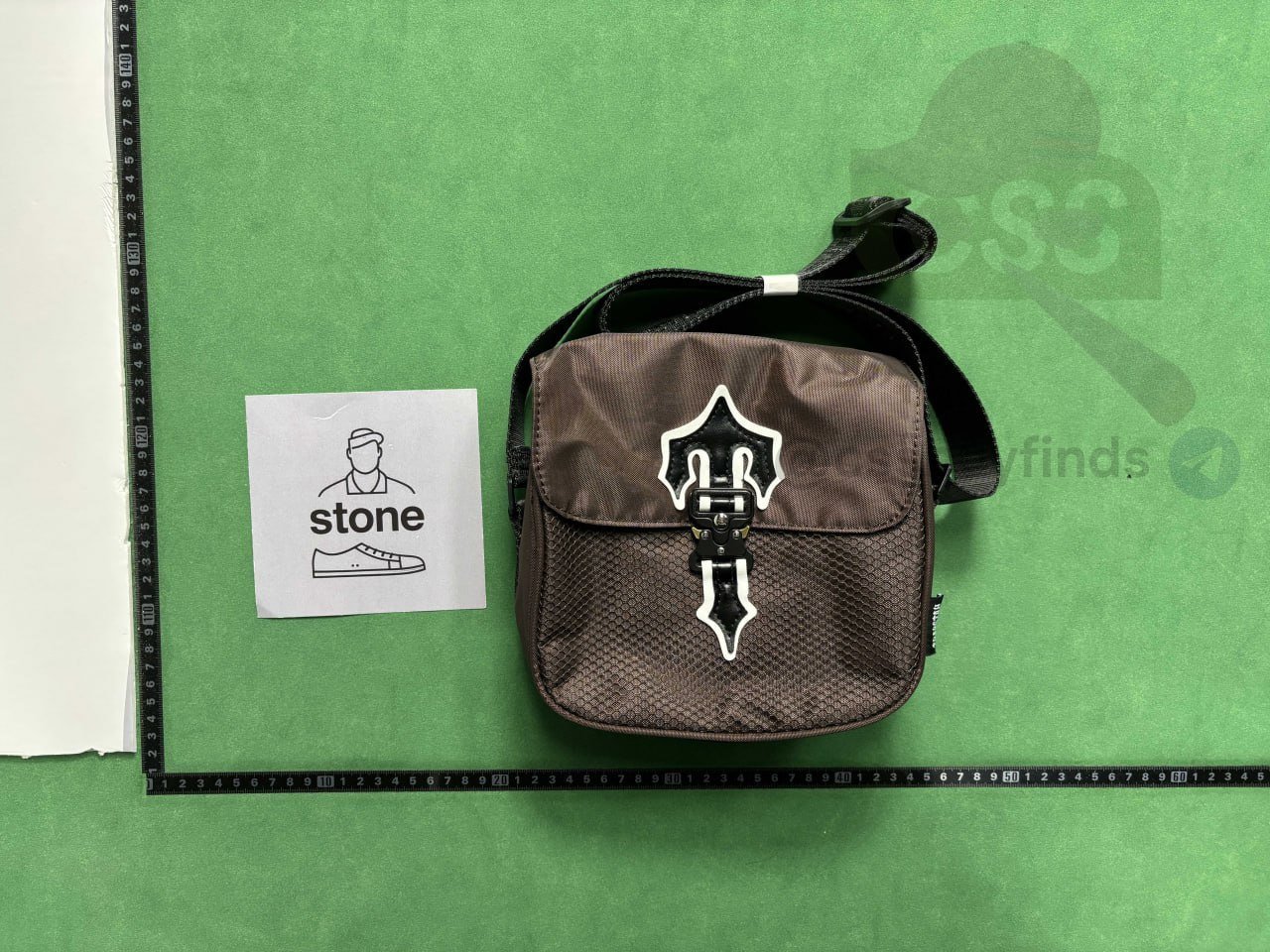 Trapstar crossbody bag