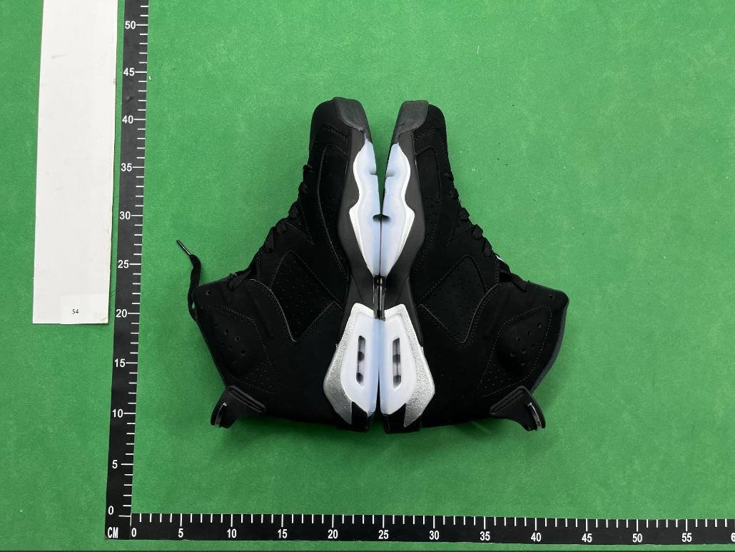   JORDAN 6 