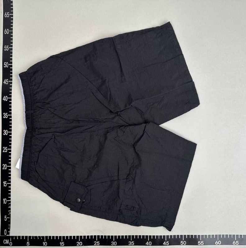 pantalones cortos cp company