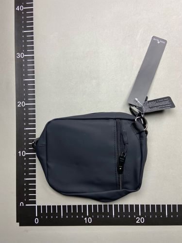 stone island bag