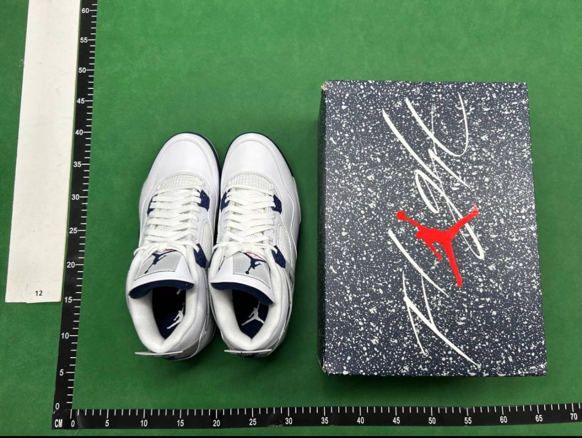  Jordan 4 sneakers  AJ4