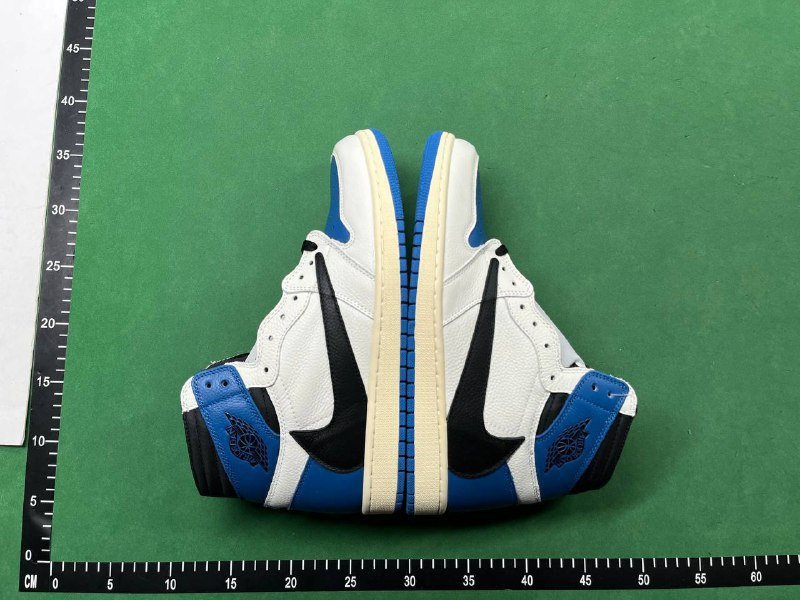 Air Jordan 1 High