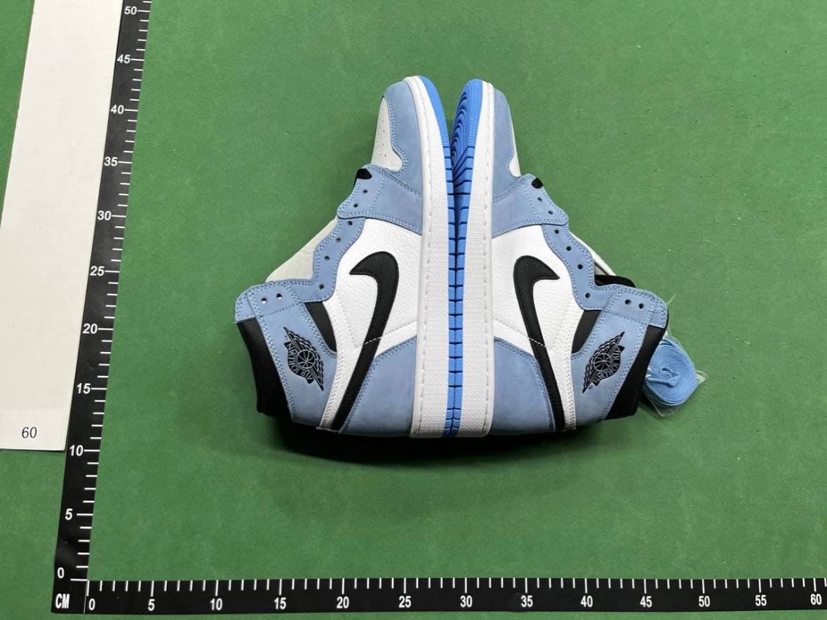 Air Jordan 1 High