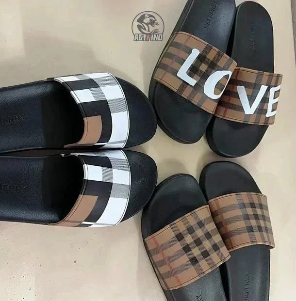 Burberry/Balenciaga/