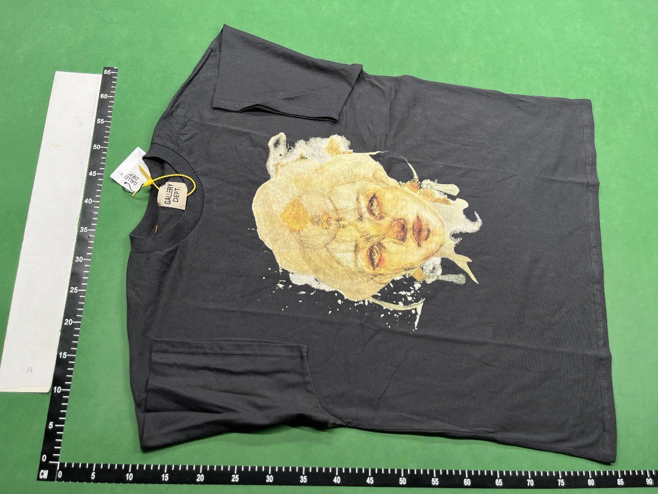 GALLERY DEPT  t-shirt