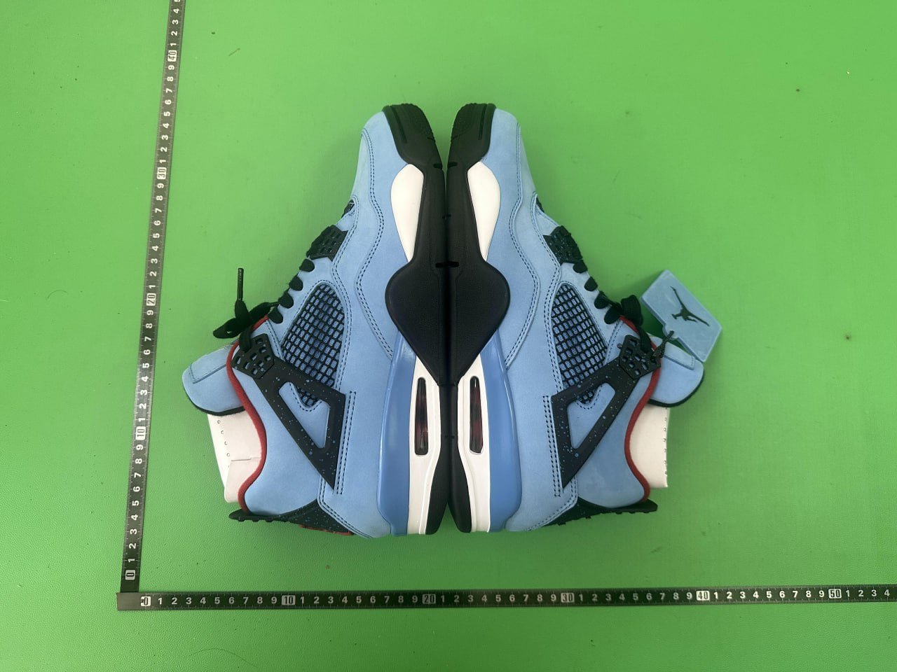  JORDAN 4