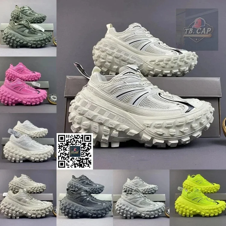 Balenciaga Defender