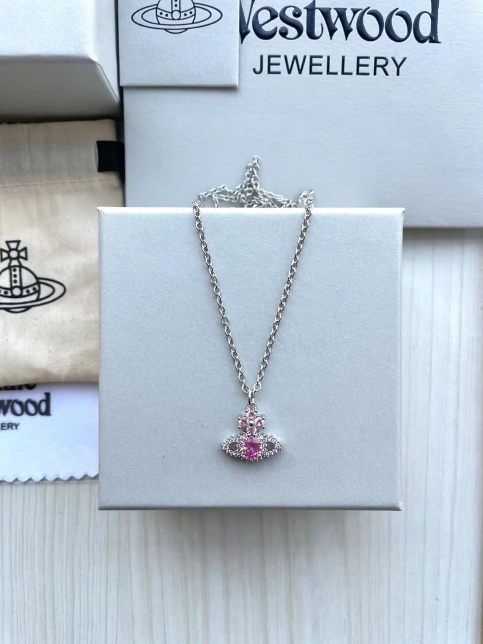 Collar Vivienne Westwood