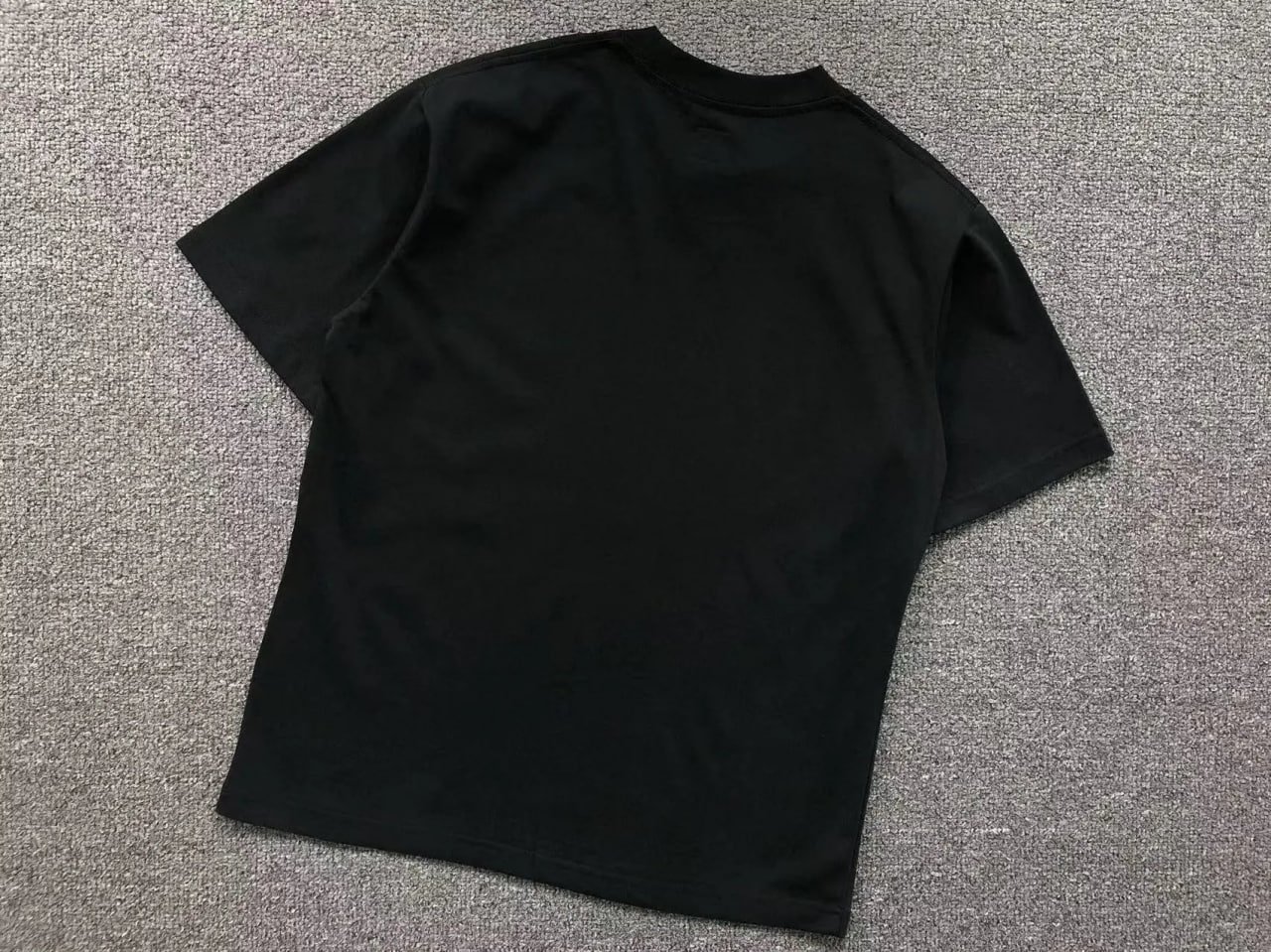 SAINT TEARS  T-shirt