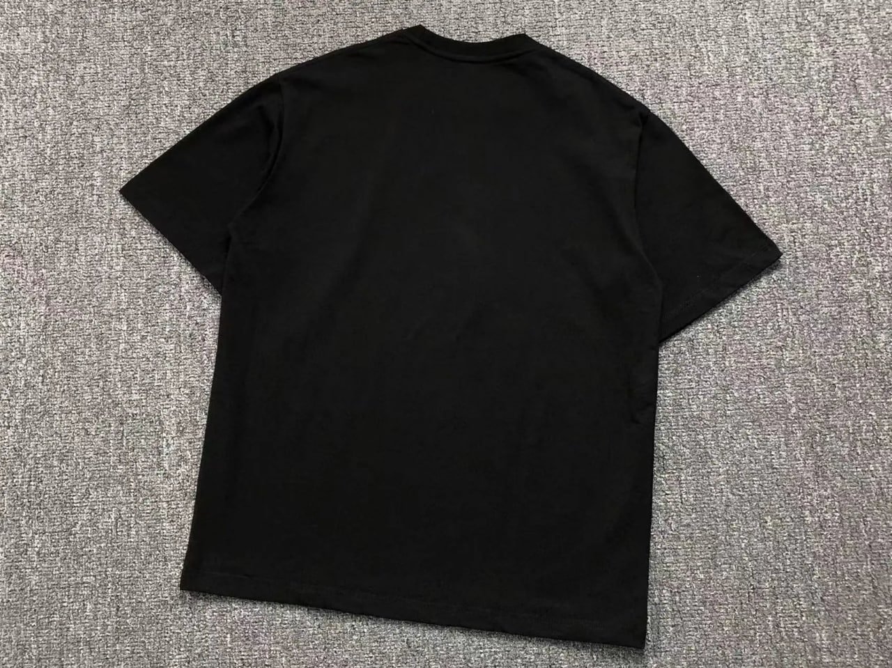 SUPREME T-shirt