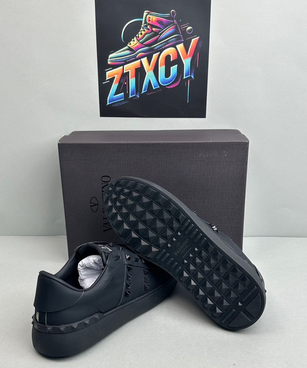 VALENTINO shoes
