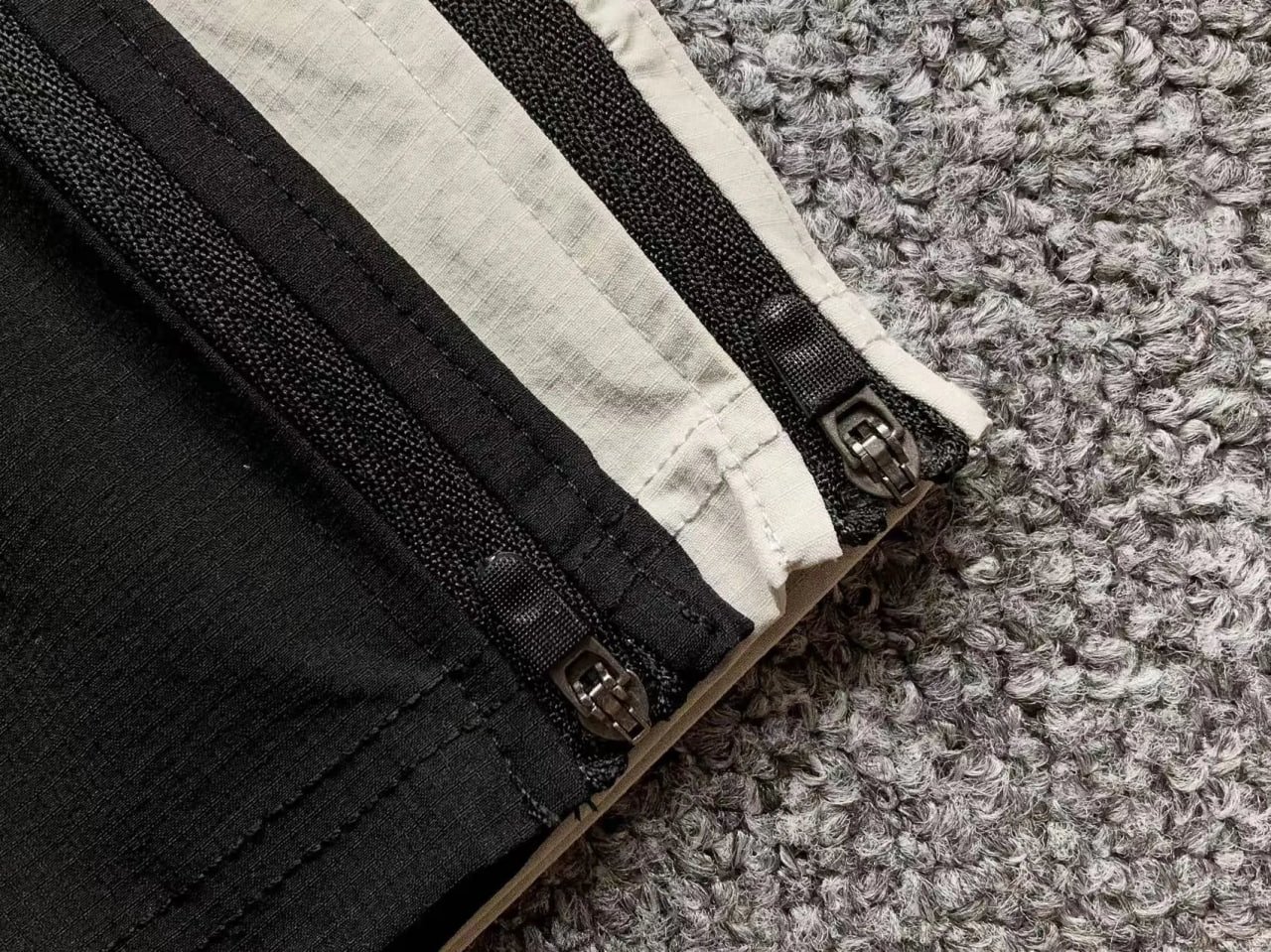 Descente pants