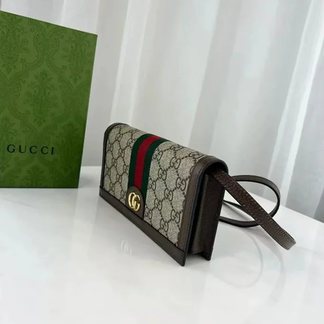 Gucci wallet